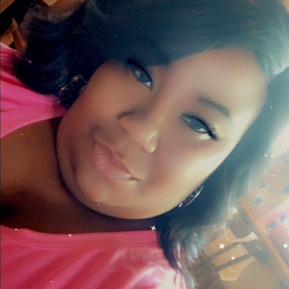 Meet your Posher, Tiara